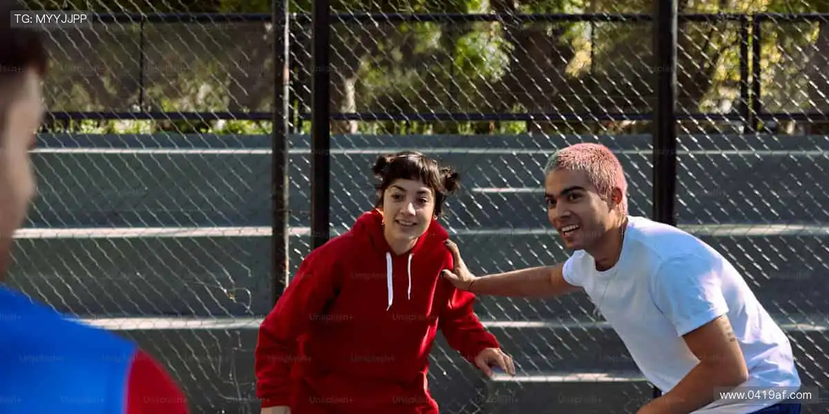 「万人呐喊,千场对决 —— 顶级赛事尽在指尖掌控!⚽立即购票,抢占黄金席位!」